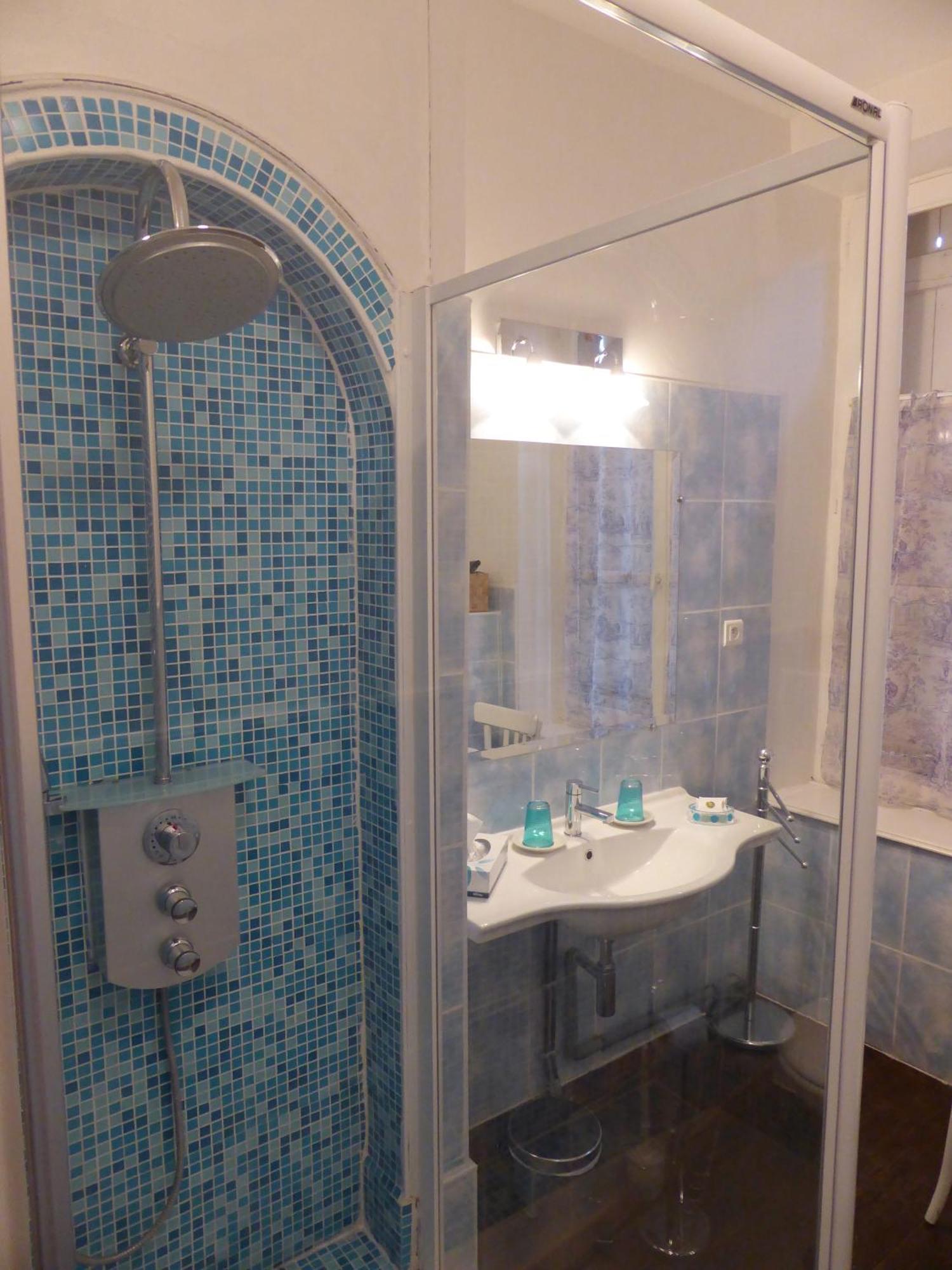 Maison D'Hotes Le Chateau De Puxe Room photo